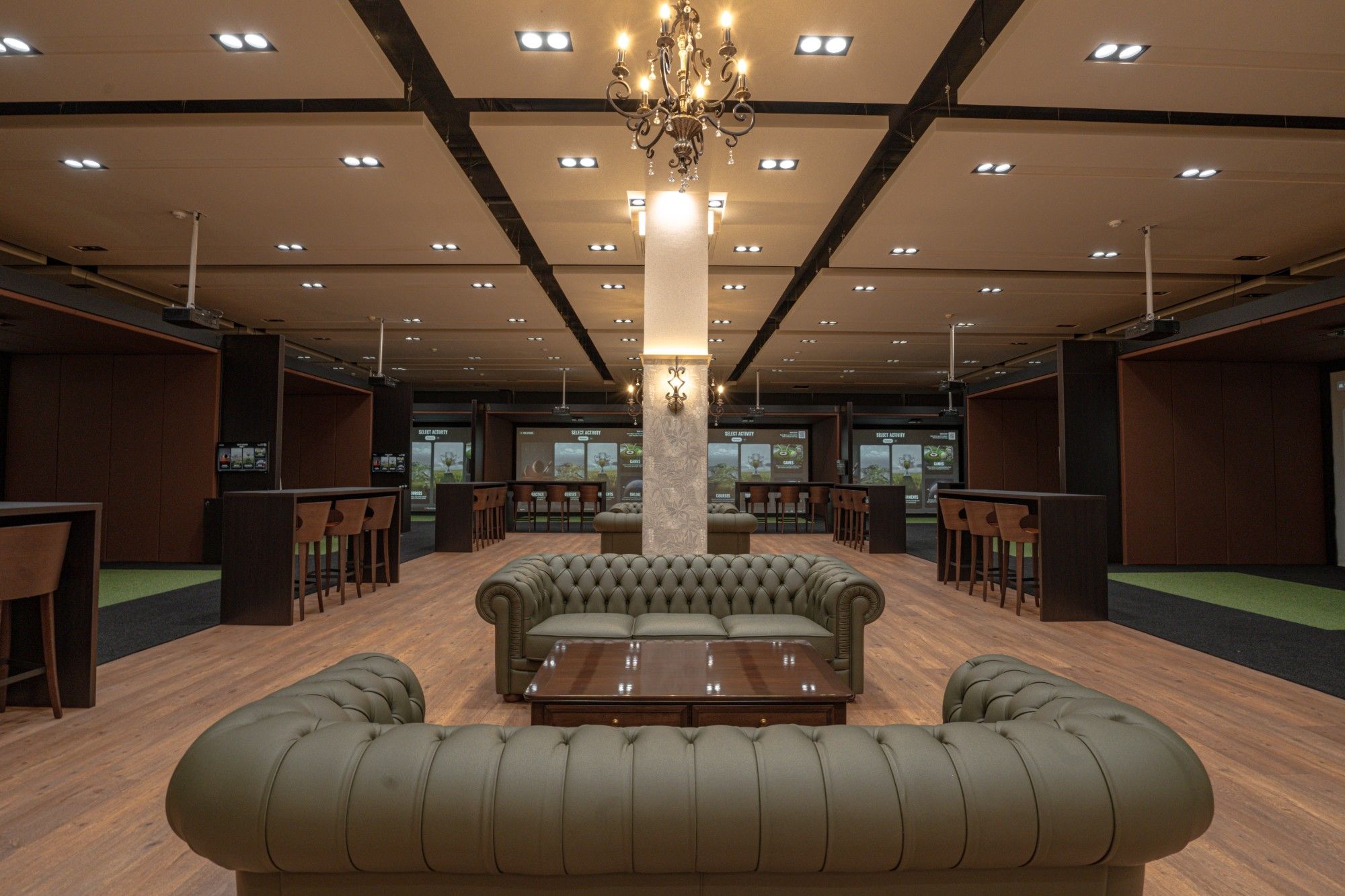 Royal Bays Golf lounge